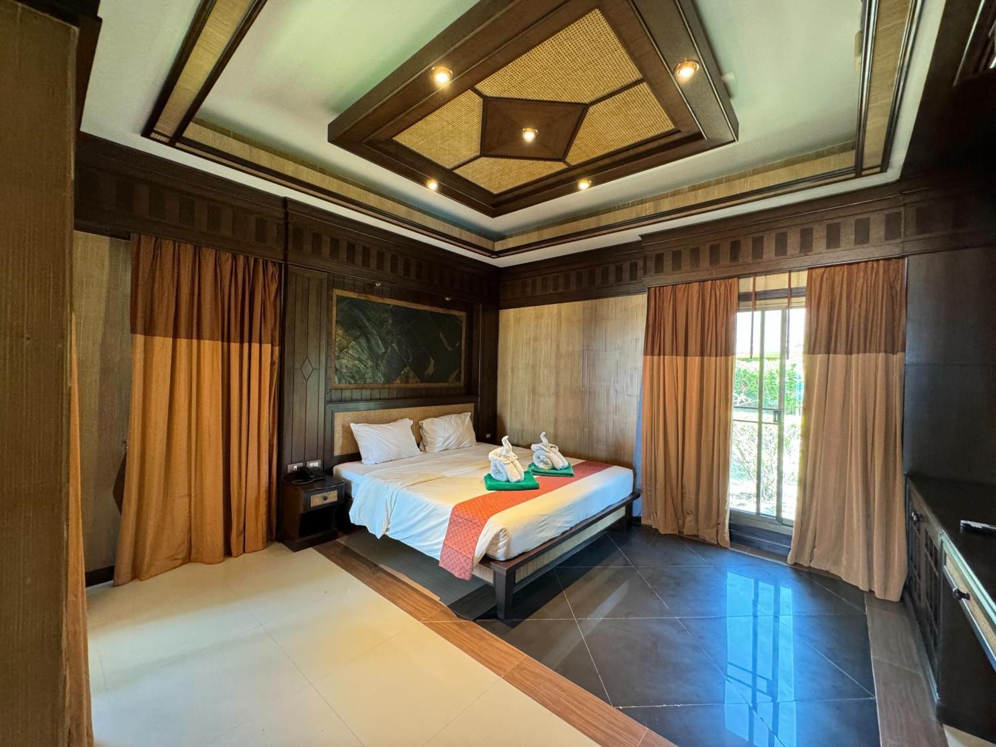 Beach Bungalow At Lanta Resort Ko Lanta Exterior foto